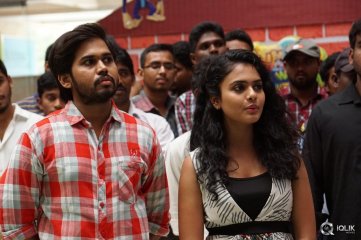 Kerintha Movie Team at Manjeera Mall Kukatpally